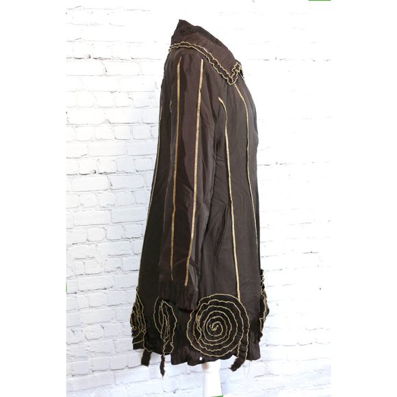 L33 Brown Fitted Coat/Jacket with Tan Stitching, Fleece Lining, & Roses - Picture 3 of 11